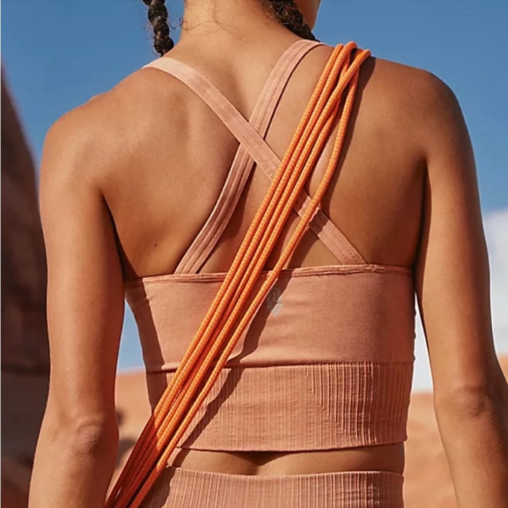 Free people movement Good Karma Crop Tank in desert dune: Size XL NWOT/Boutique - Picture 3 of 4